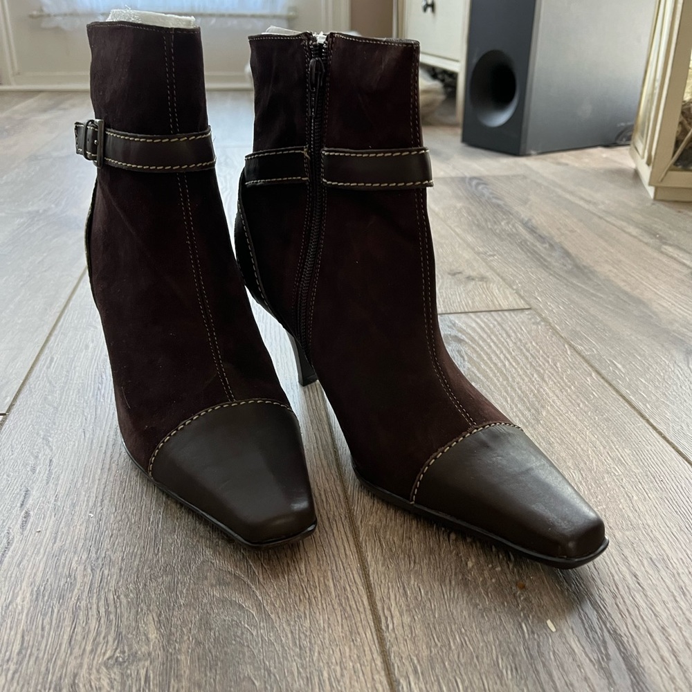 Aerosoles Brown Suede Booties - New With Box - 9.5